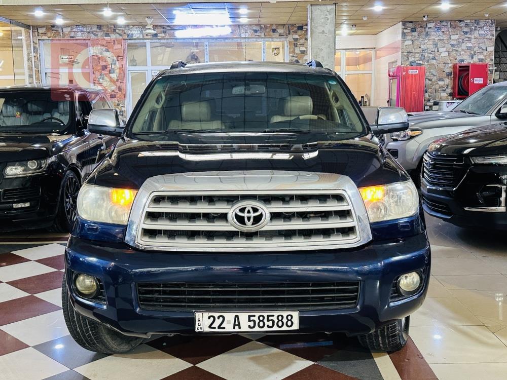 Toyota Sequoia